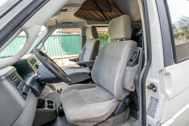 Used 2003 Volkswagen Eurovan MV FWD image 30