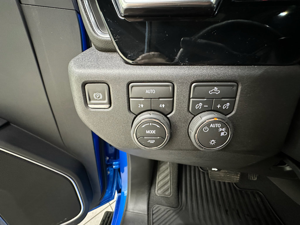 Used 2026 Chevrolet Silverado 1500 LT AWD/4WD image 29