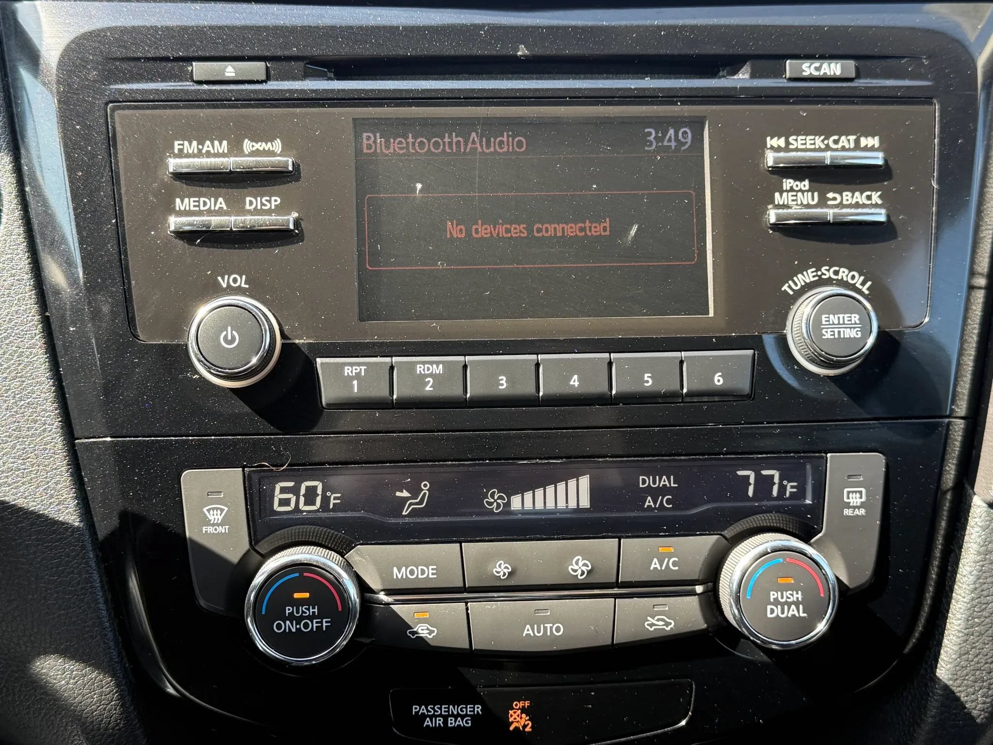 Used 2017 Nissan Rogue SV w/ Midnight Edition FWD image 24
