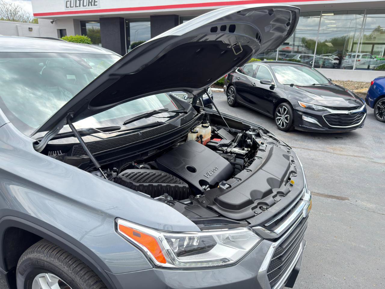 Used 2019 Chevrolet Traverse LT w/ LPO, Floor Liner Package AWD/4WD image 79