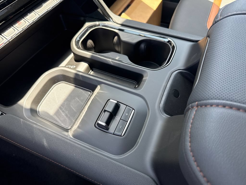 New 2026 GMC Sierra 2500 AT4 w/ AT4 Premium Plus Package AWD/4WD image 26