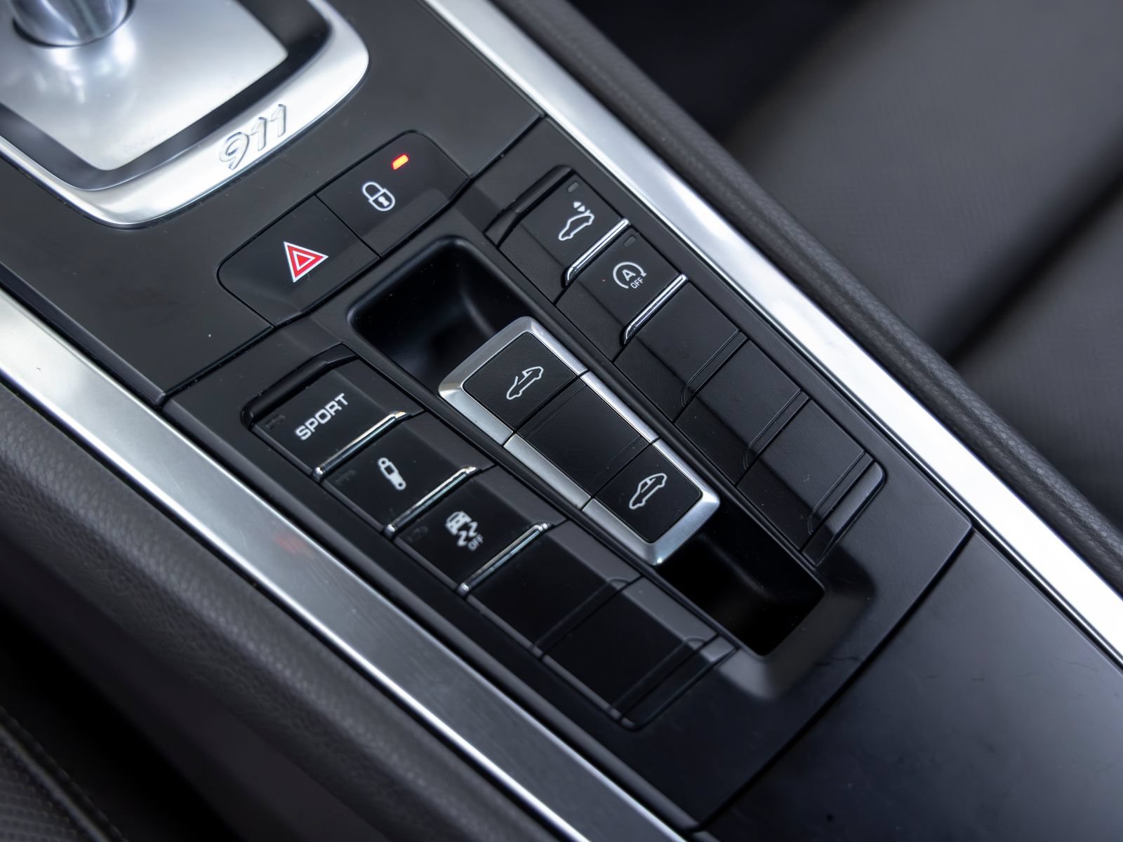Certified 2019 Porsche 911 Targa 4S AWD/4WD image 40
