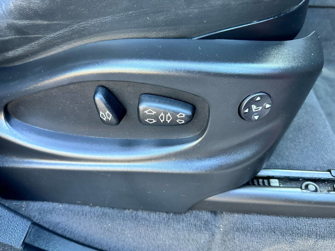 Used 2002 BMW X5 4.6is image 39