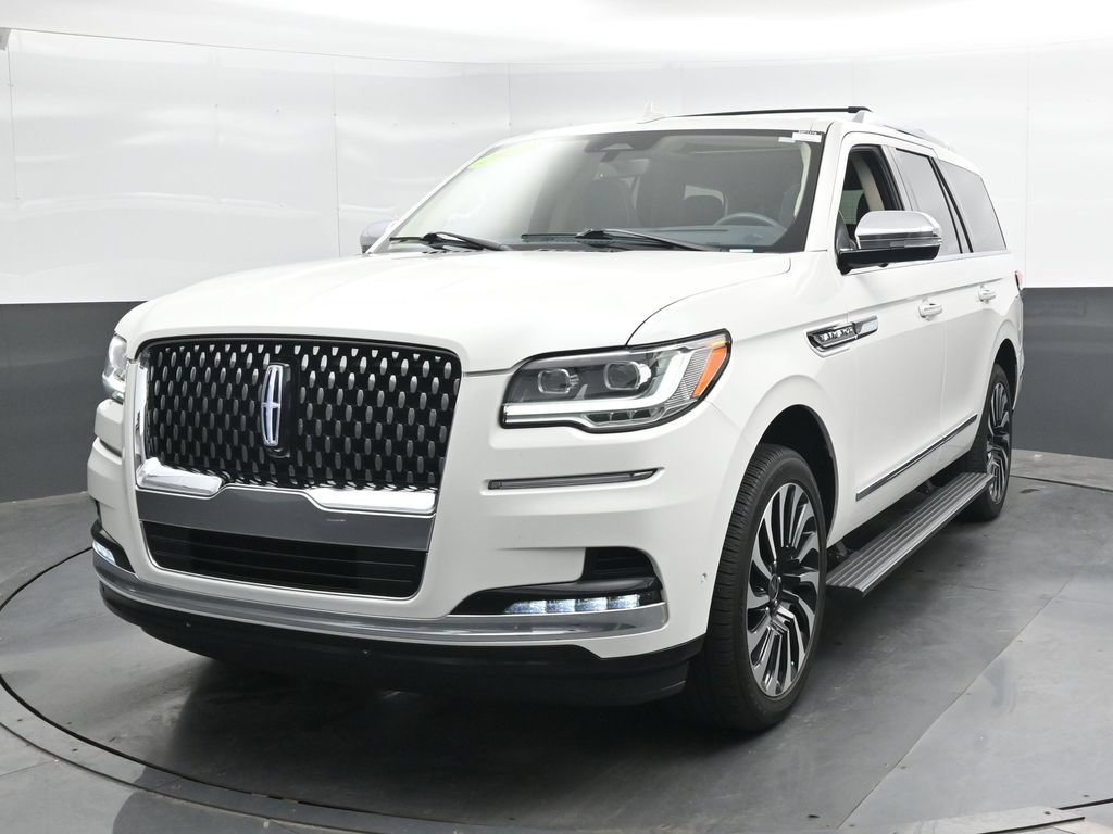 Used 2022 Lincoln Navigator Black Label AWD/4WD image 8