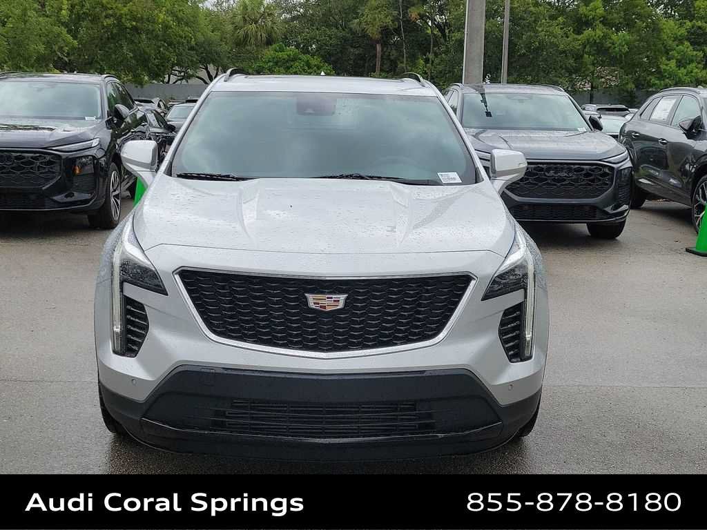 Used 2021 Cadillac XT4 Sport w/ Driver Awareness Package FWD image 3