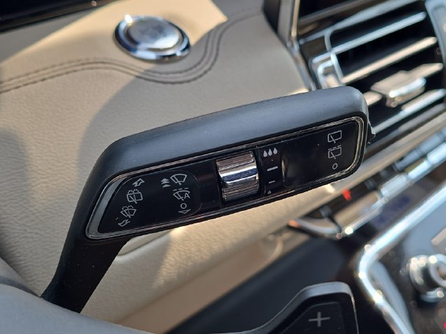 Used 2021 Lincoln Navigator Reserve w/ Luxury Package AWD/4WD image 15