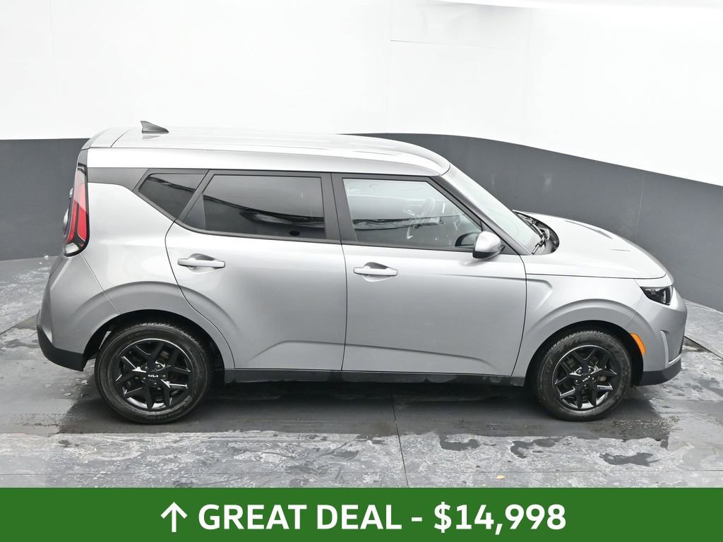 Used 2023 Kia Soul LX w/ Option Group 015 image 41