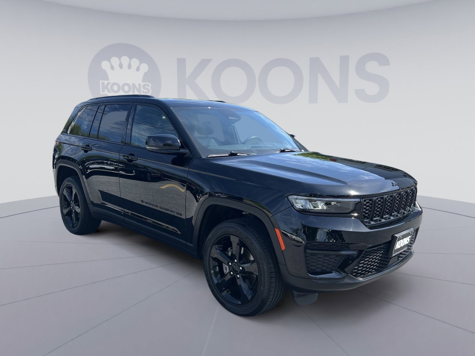 Used 2023 Jeep Grand Cherokee Altitude image 18