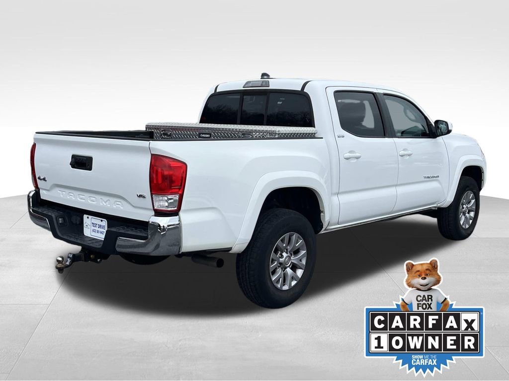Used 2017 Toyota Tacoma SR5 w/ Tow Package image 3