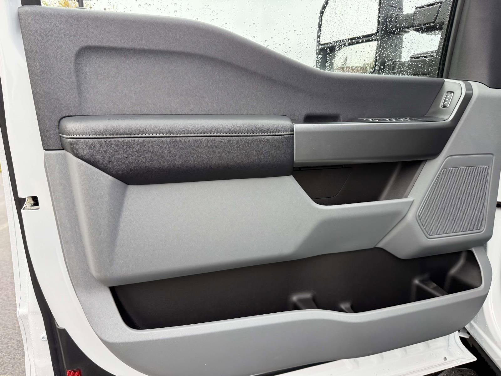 New 2026 Ford F350 XLT image 8