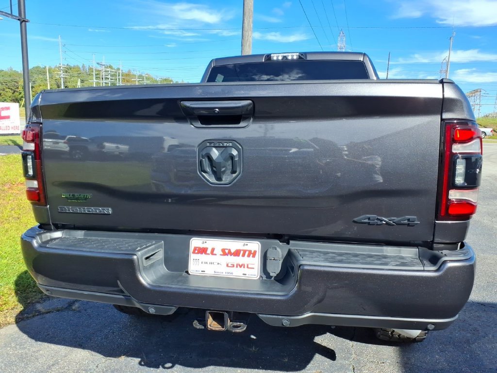 Used 2021 RAM 2500 Big Horn w/ Night Edition AWD/4WD image 6