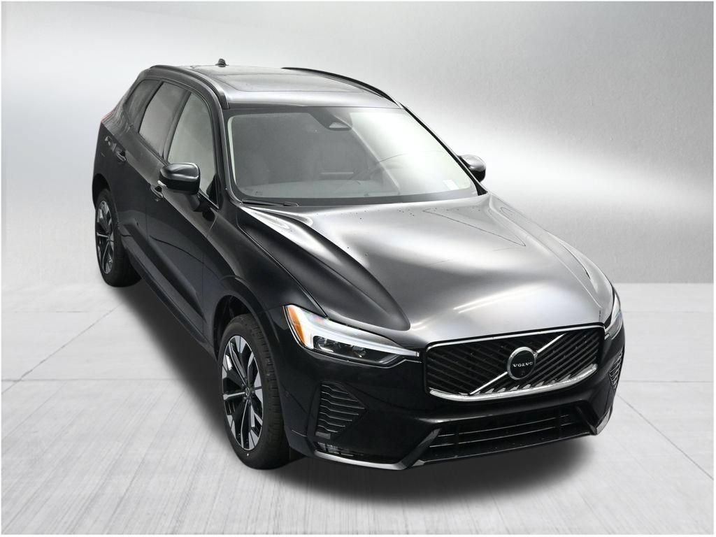 New 2026 Volvo XC60 B5 Plus AWD/4WD image 19