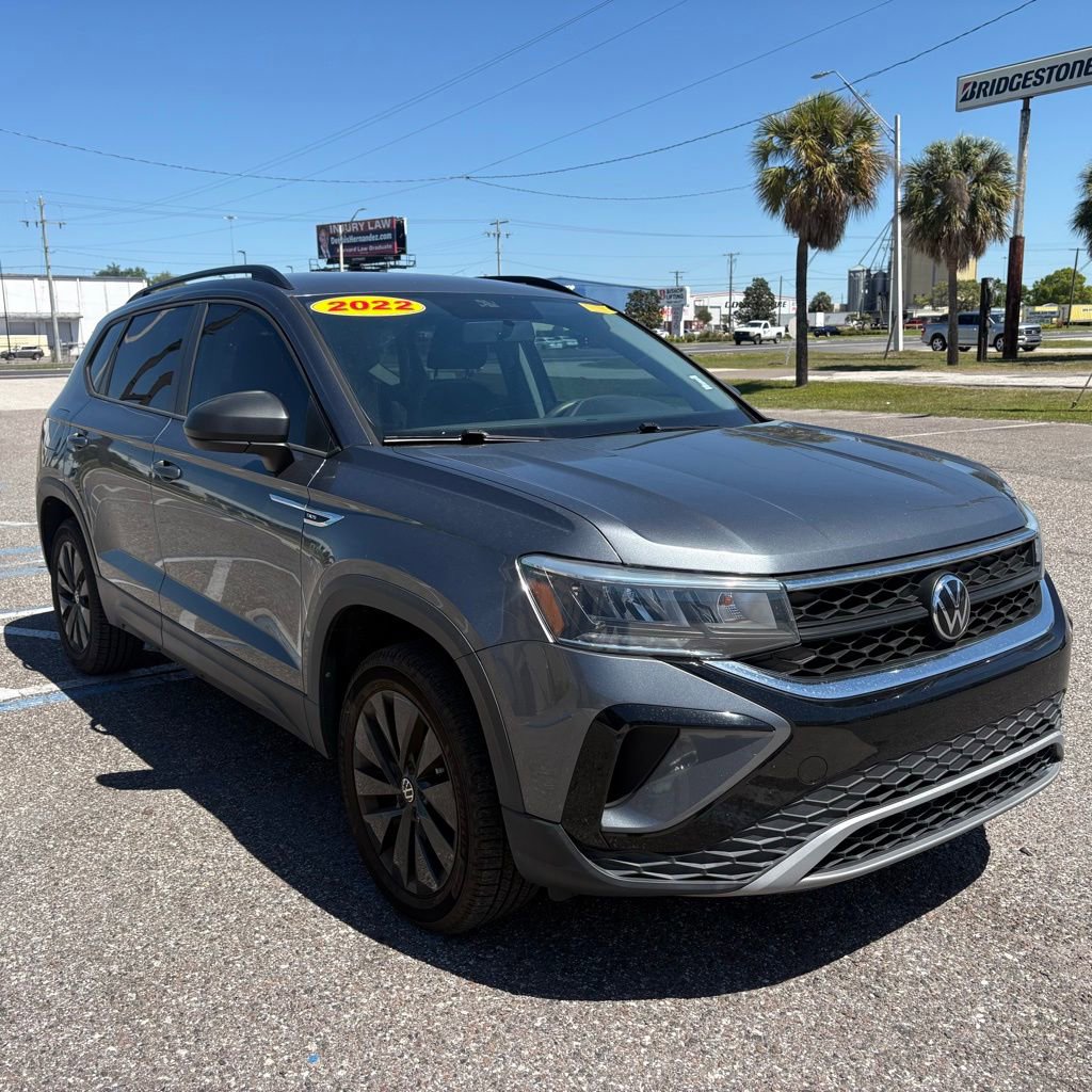 Used 2022 Volkswagen Taos S image 1