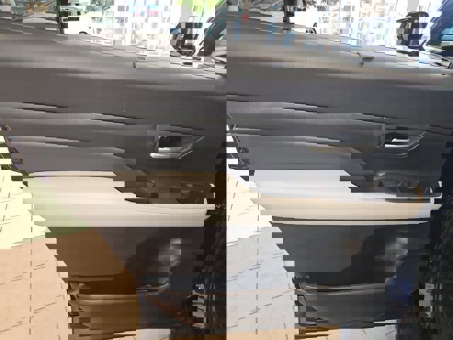 New 2025 Toyota Grand Highlander MAX Platinum image 16