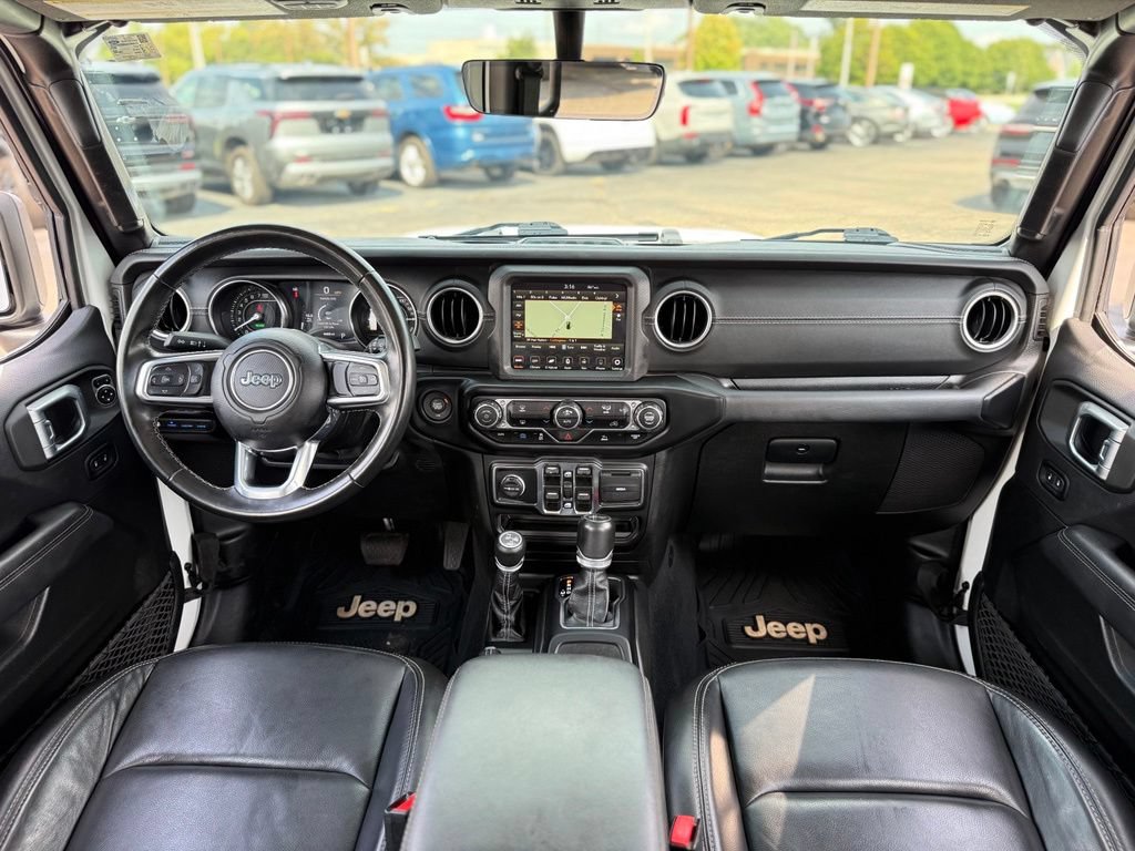Used 2021 Jeep Wrangler Unlimited Sahara AWD/4WD video 2