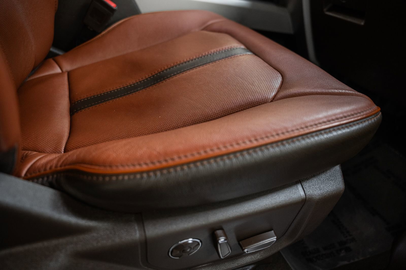 Used 2019 Ford F150 King Ranch w/ Equipment Group 601A Luxury image 46