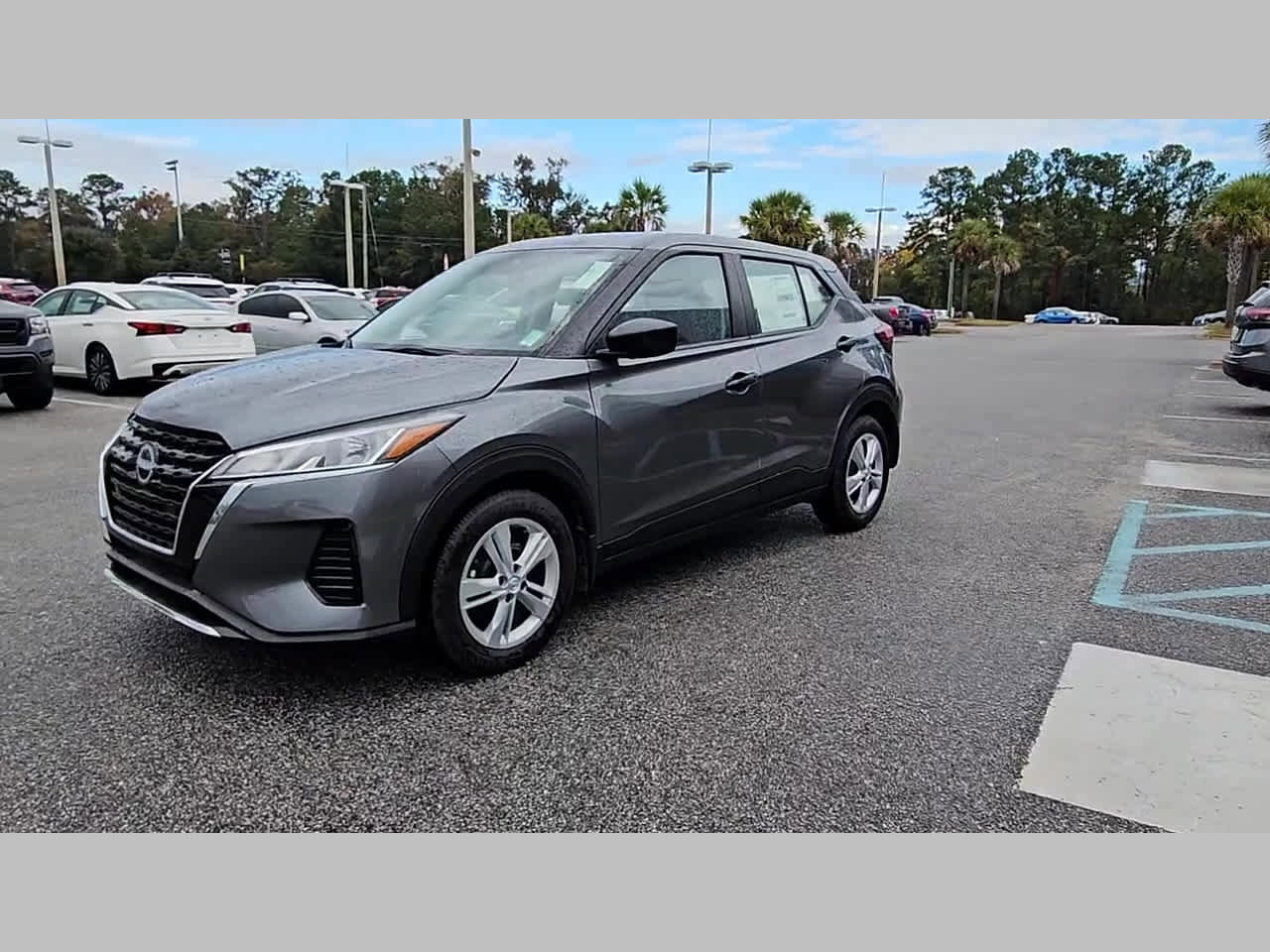New 2025 Nissan Kicks Play S image 21