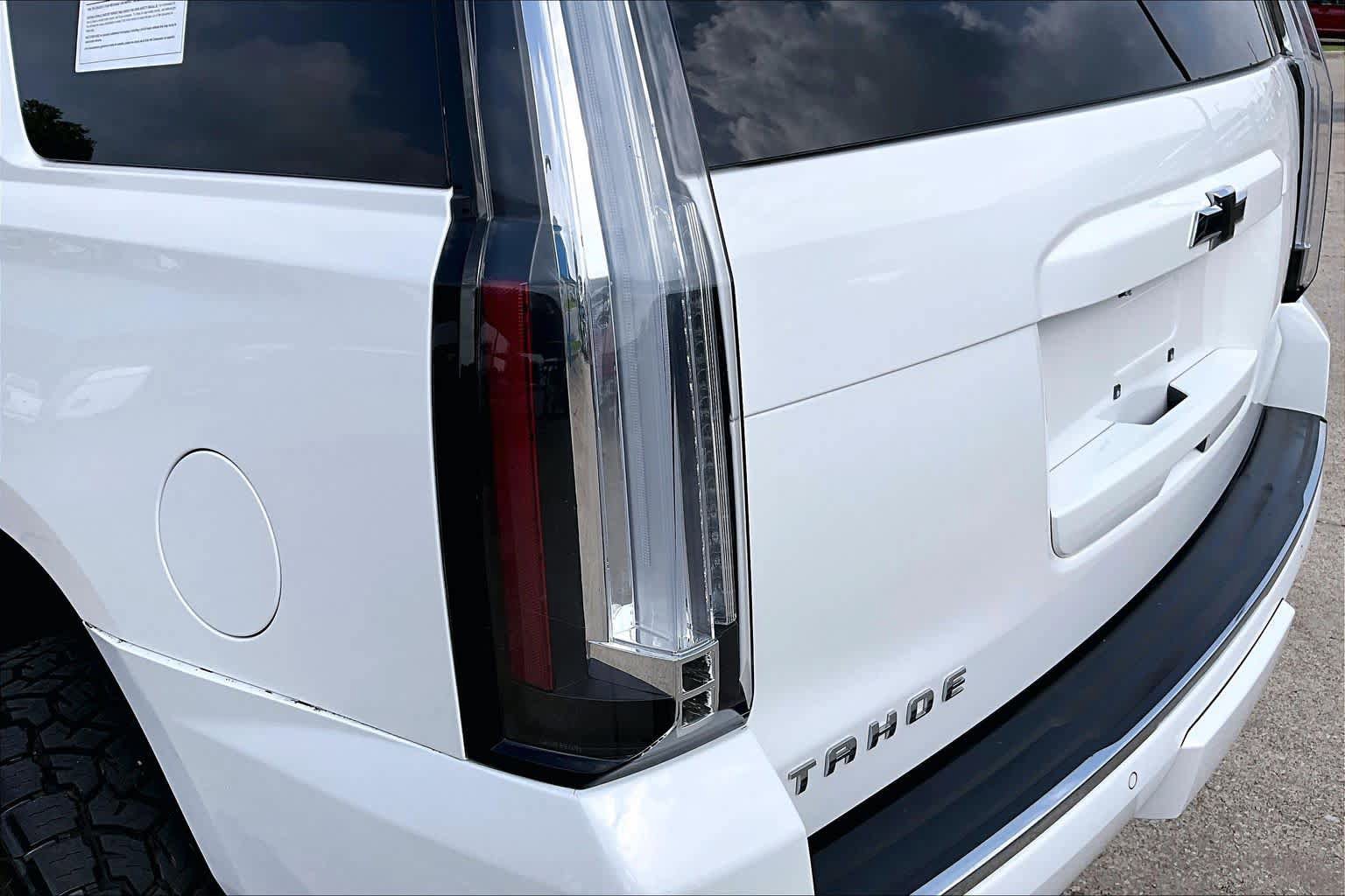 Used 2015 Chevrolet Tahoe LTZ AWD/4WD image 29
