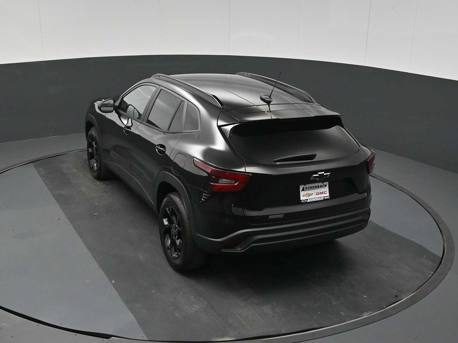 New 2026 Chevrolet Trax LT w/ Driver Confidence Package FWD image 14