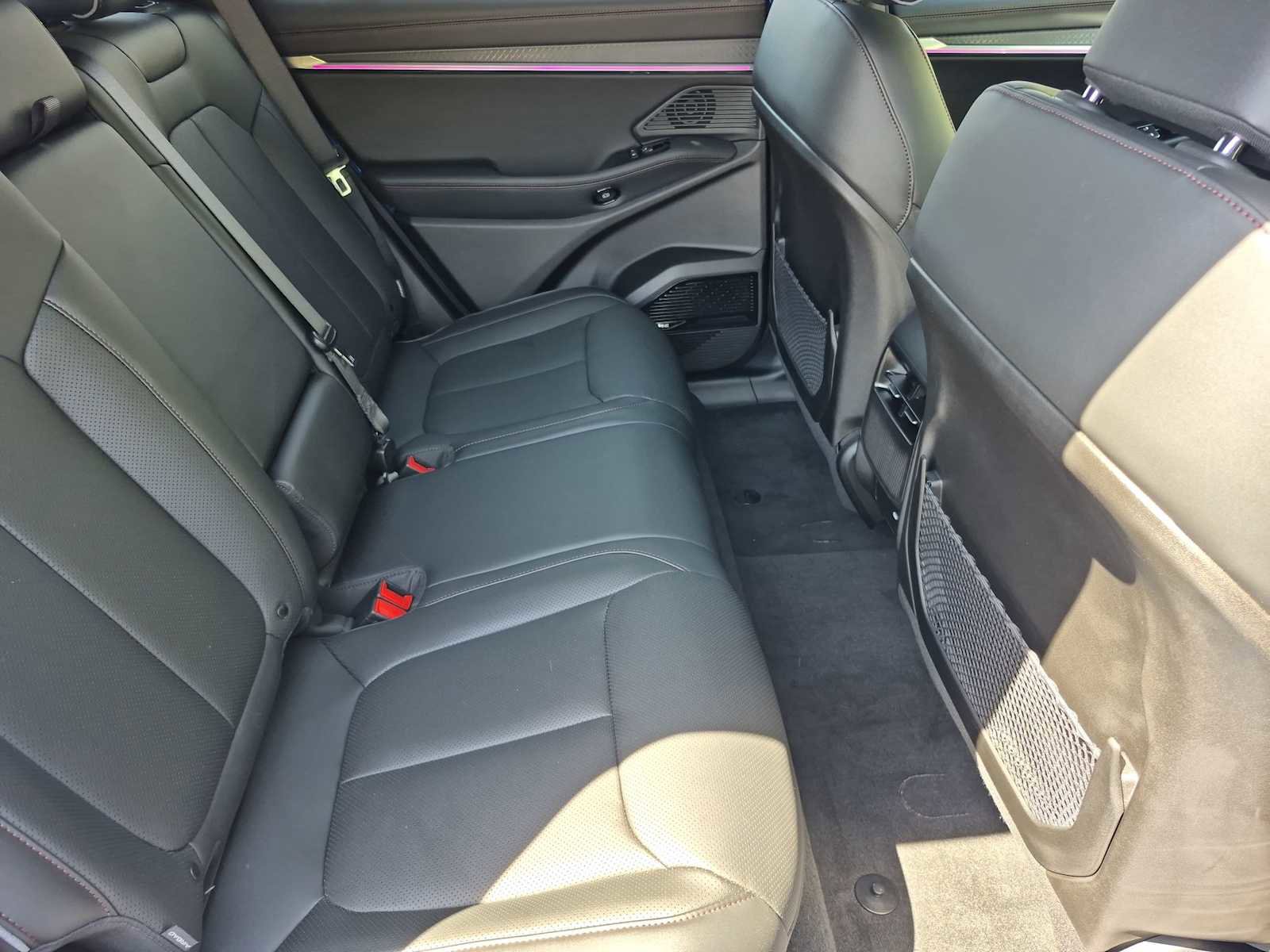 Used 2025 Jeep Wagoneer S Limited AWD/4WD image 17