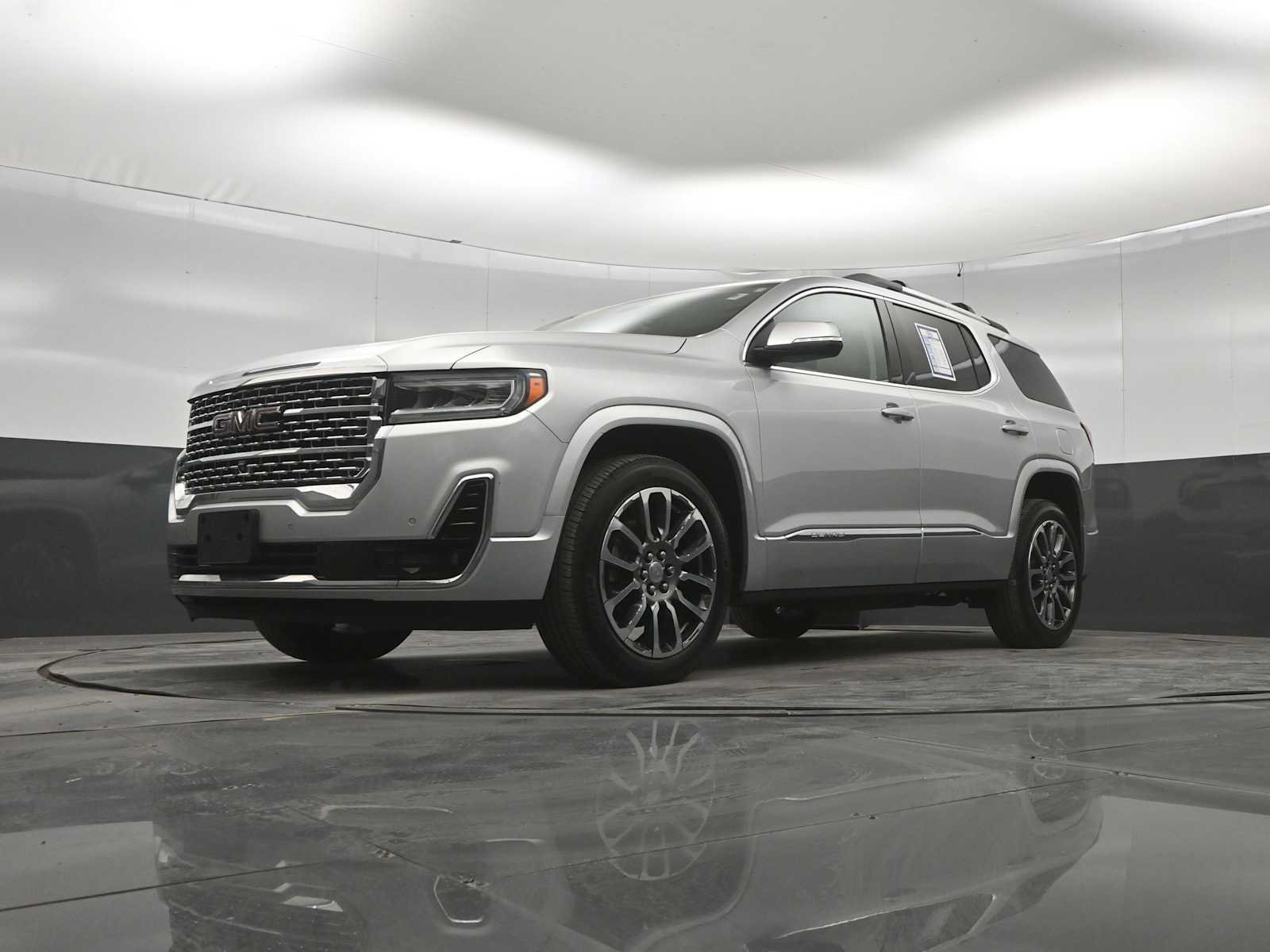 Used 2020 GMC Acadia Denali w/ LPO, Adventure Package AWD/4WD image 33