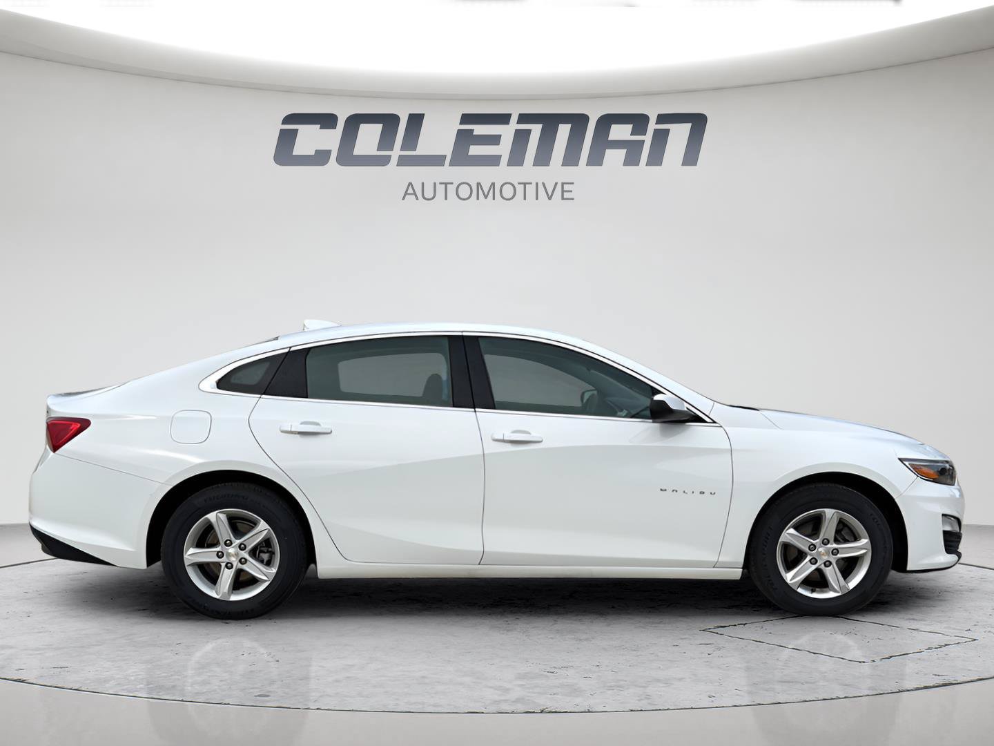 Used 2024 Chevrolet Malibu LT FWD image 7