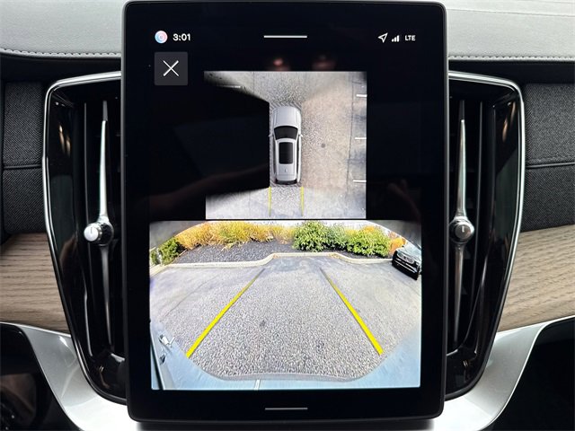 New 2026 Volvo XC90 T8 Plus image 16