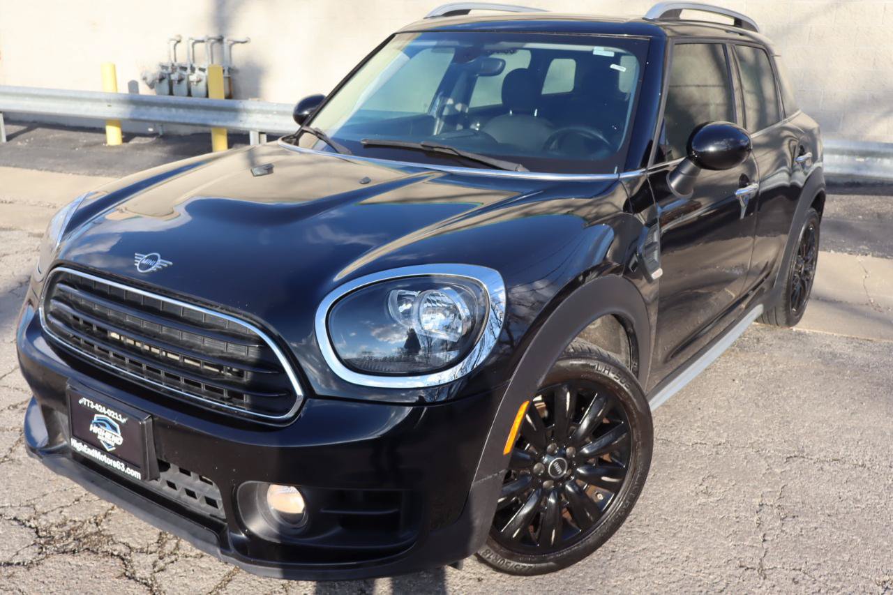 Used 2019 MINI Cooper Countryman FWD image 2