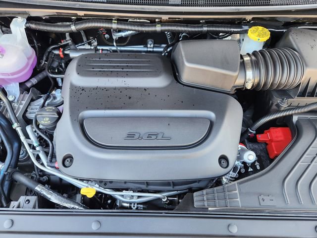 New 2026 Chrysler Pacifica Limited w/ S Appearance Package FWD image 23