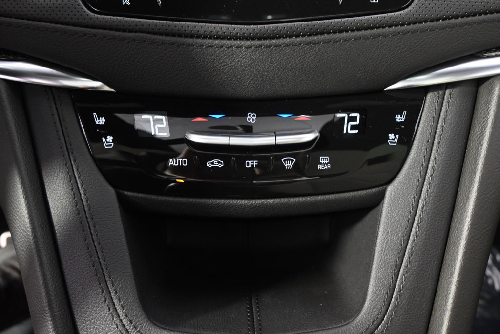 New 2026 Cadillac XT5 Sportv w/ LPO, Floor Liner Package AWD/4WD image 31