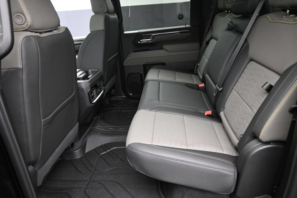 New 2026 Chevrolet Silverado 2500 ZR2 AWD/4WD image 12