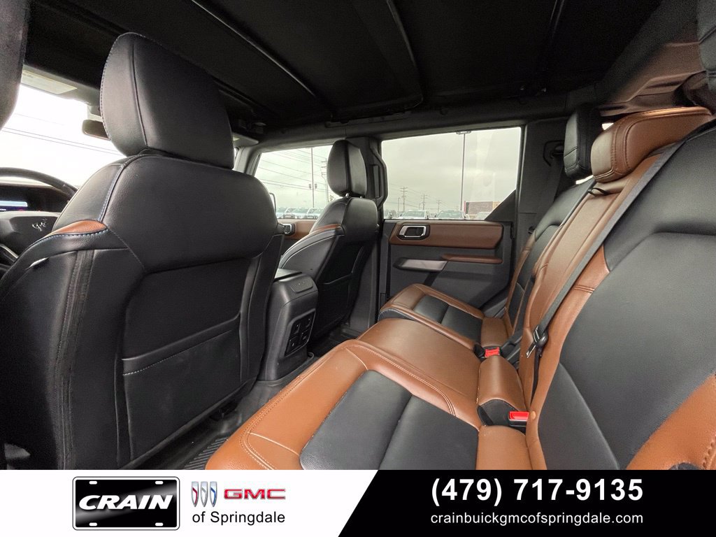 Used 2023 Ford Bronco Outer Banks w/ Sasquatch Package AWD/4WD image 28