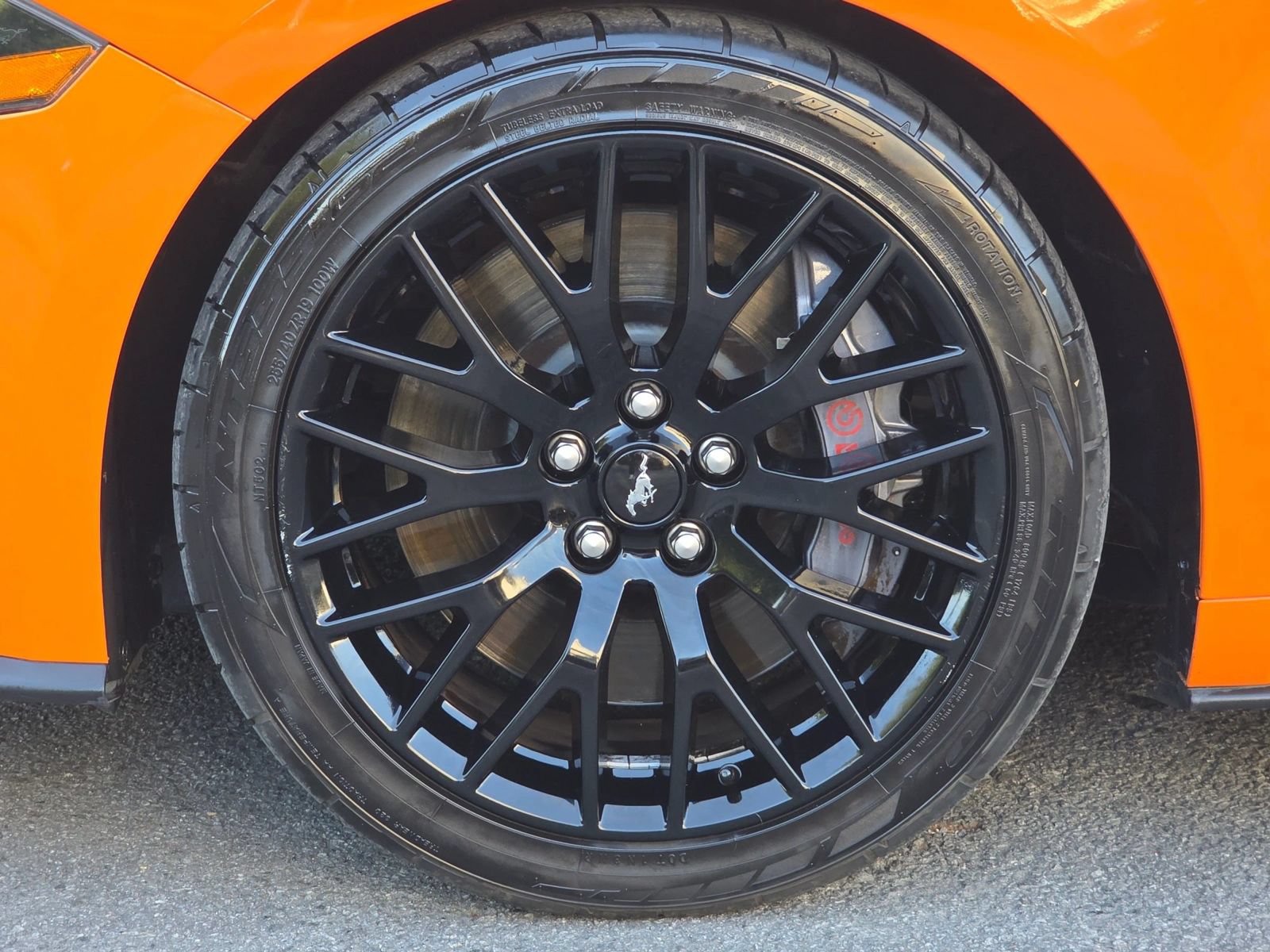 Used 2021 Ford Mustang GT Premium w/ GT Performance Package RWD image 33