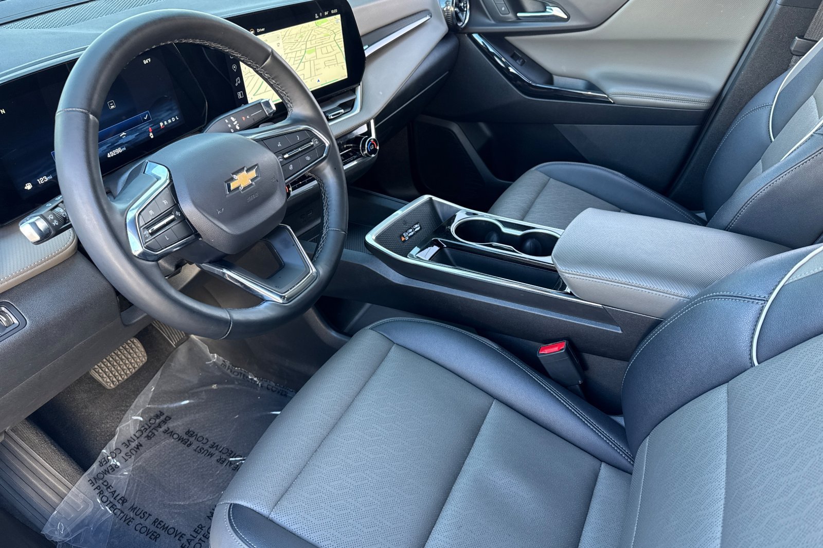 Used 2025 Chevrolet Equinox LT w/ Convenience Package II AWD/4WD image 9