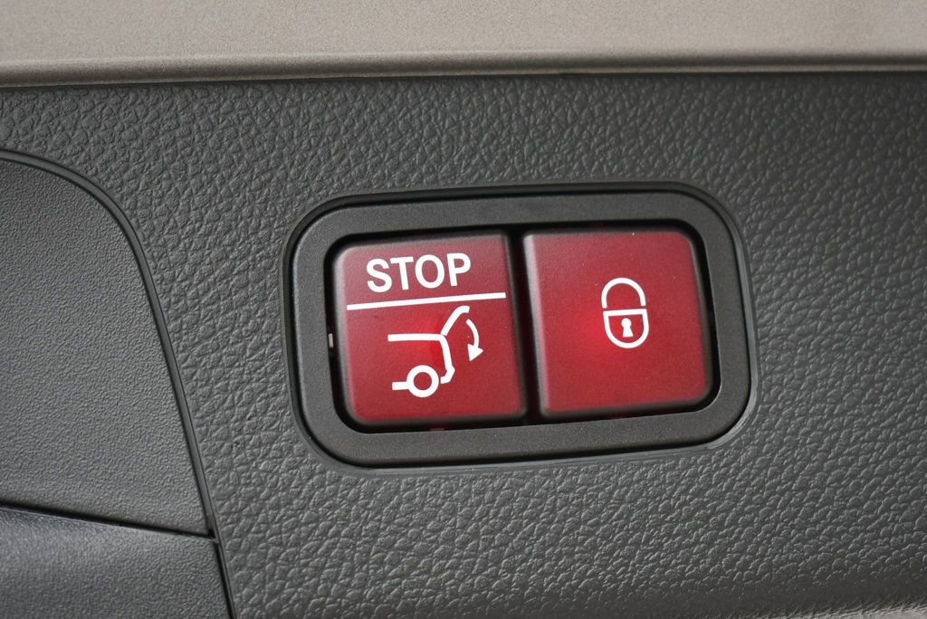 Used 2022 Mercedes-Benz GLC 300 image 17