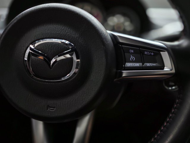 Used 2019 MAZDA MX-5 Miata RF Grand Touring w/ GT-S Package RWD image 17