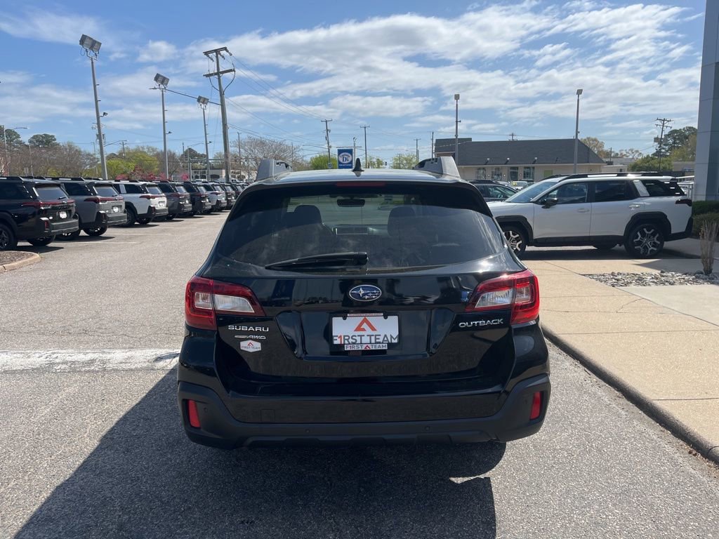 Used 2018 Subaru Outback 2.5i Limited image 5