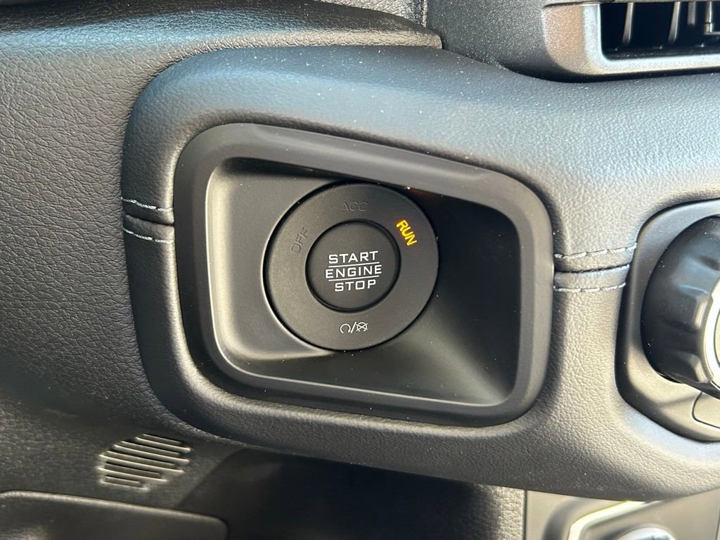 New 2024 Jeep Wrangler Unlimited Rubicon image 40