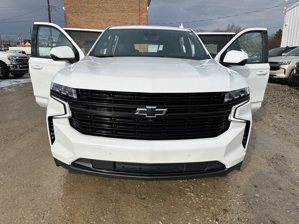 Used 2023 Chevrolet Suburban RST w/ Luxury Package image 40