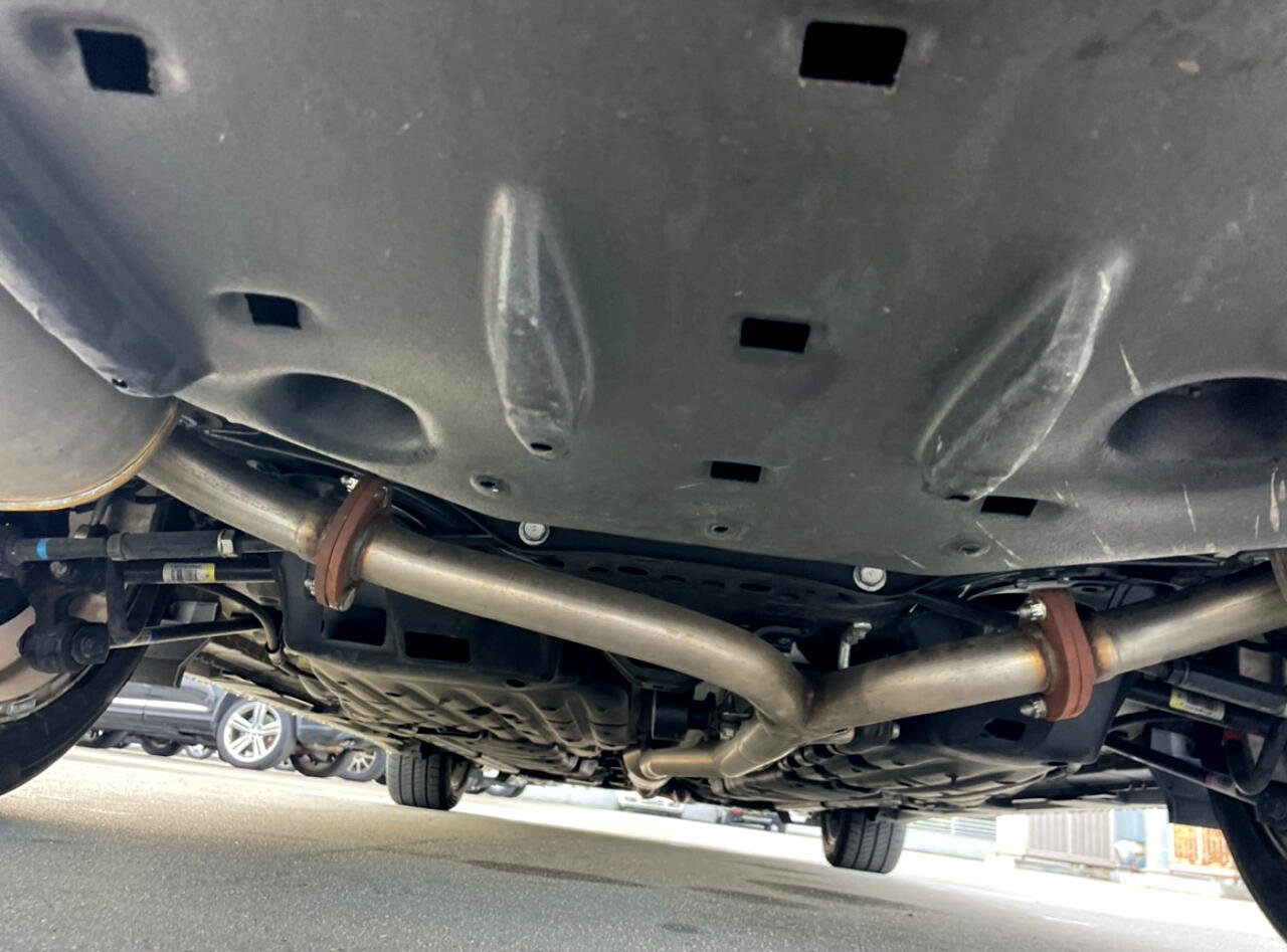 Used 2015 Toyota Avalon 4dr Sdn XLE Touring (Natl) image 34