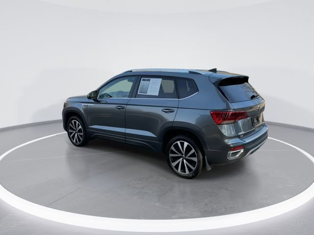 Used 2022 Volkswagen Taos SE FWD image 6