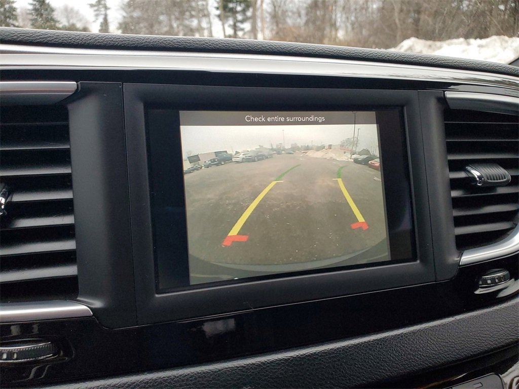 Used 2019 Chrysler Pacifica Touring Plus w/ S Appearance Package image 21