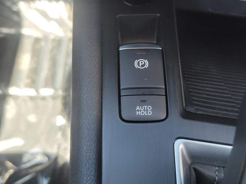 New 2025 Nissan Kicks S w/ Charging Package AWD/4WD image 20