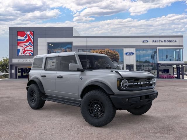 New 2026 Ford Bronco Outer Banks w/ Sasquatch Package AWD/4WD image 7