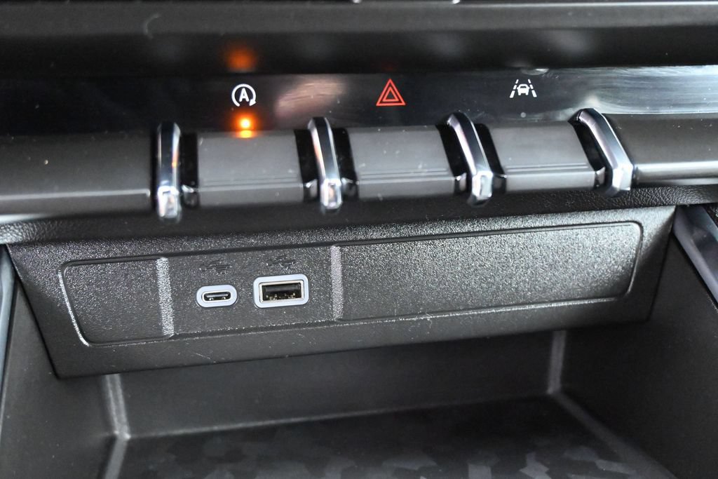 Used 2024 GMC Canyon Elevation RWD image 13