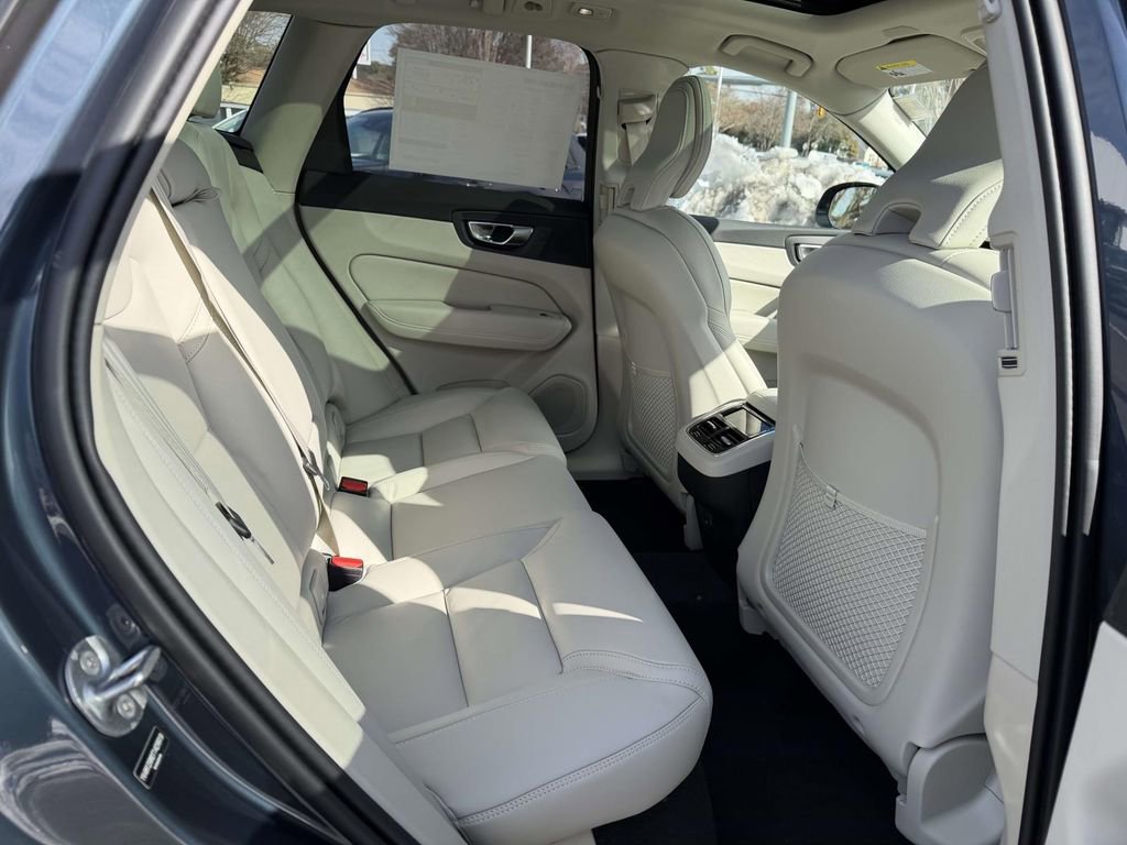 New 2026 Volvo XC60 B5 Ultra w/ Protection Package Premier image 12
