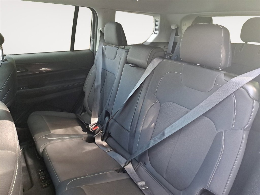 Used 2023 Jeep Grand Cherokee L Laredo w/ Luxury Tech Group I image 13