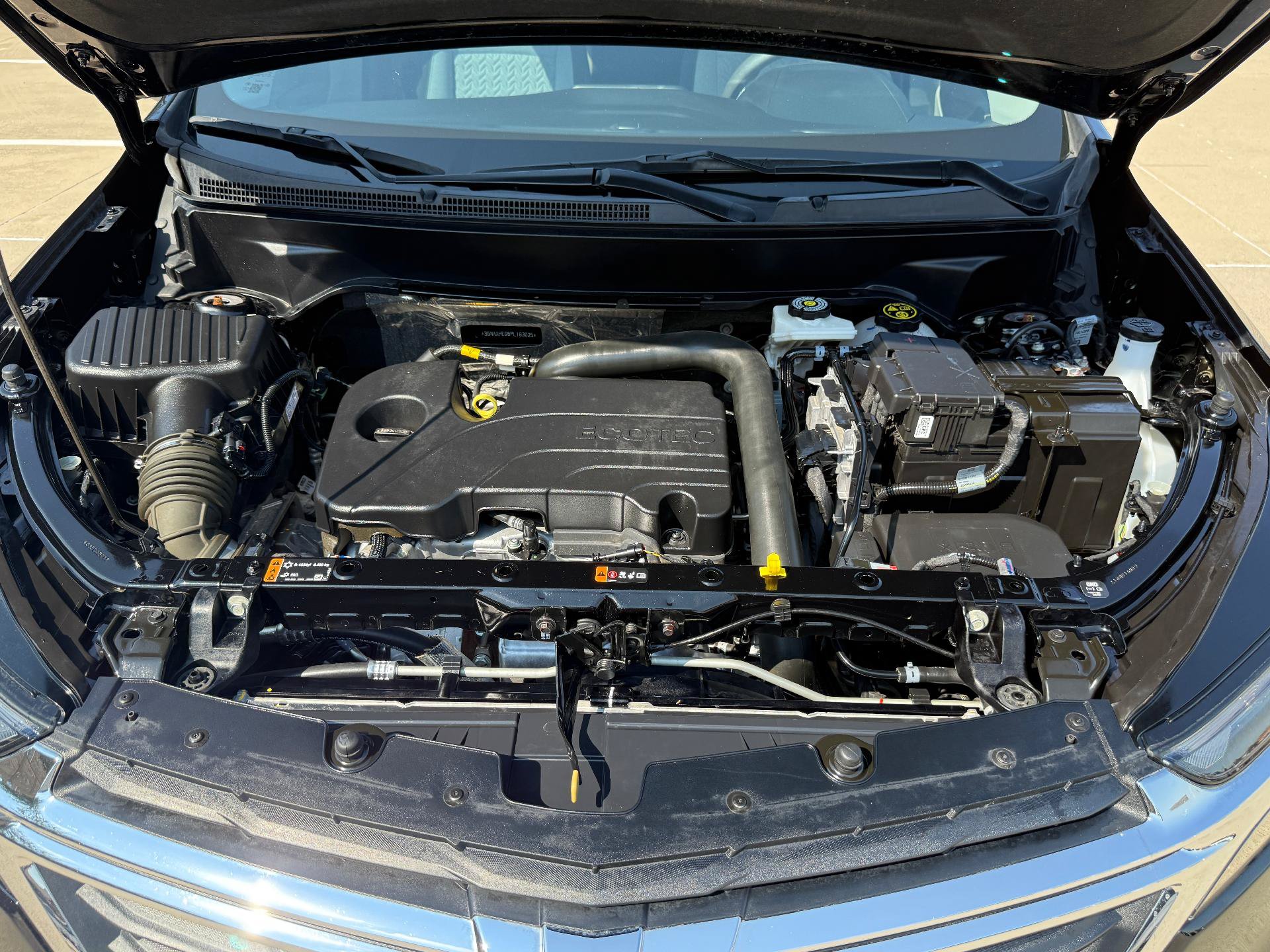 Used 2023 Chevrolet Equinox LS w/ LS Convenience Package FWD image 32