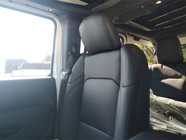New 2026 Jeep Wrangler Sahara image 15