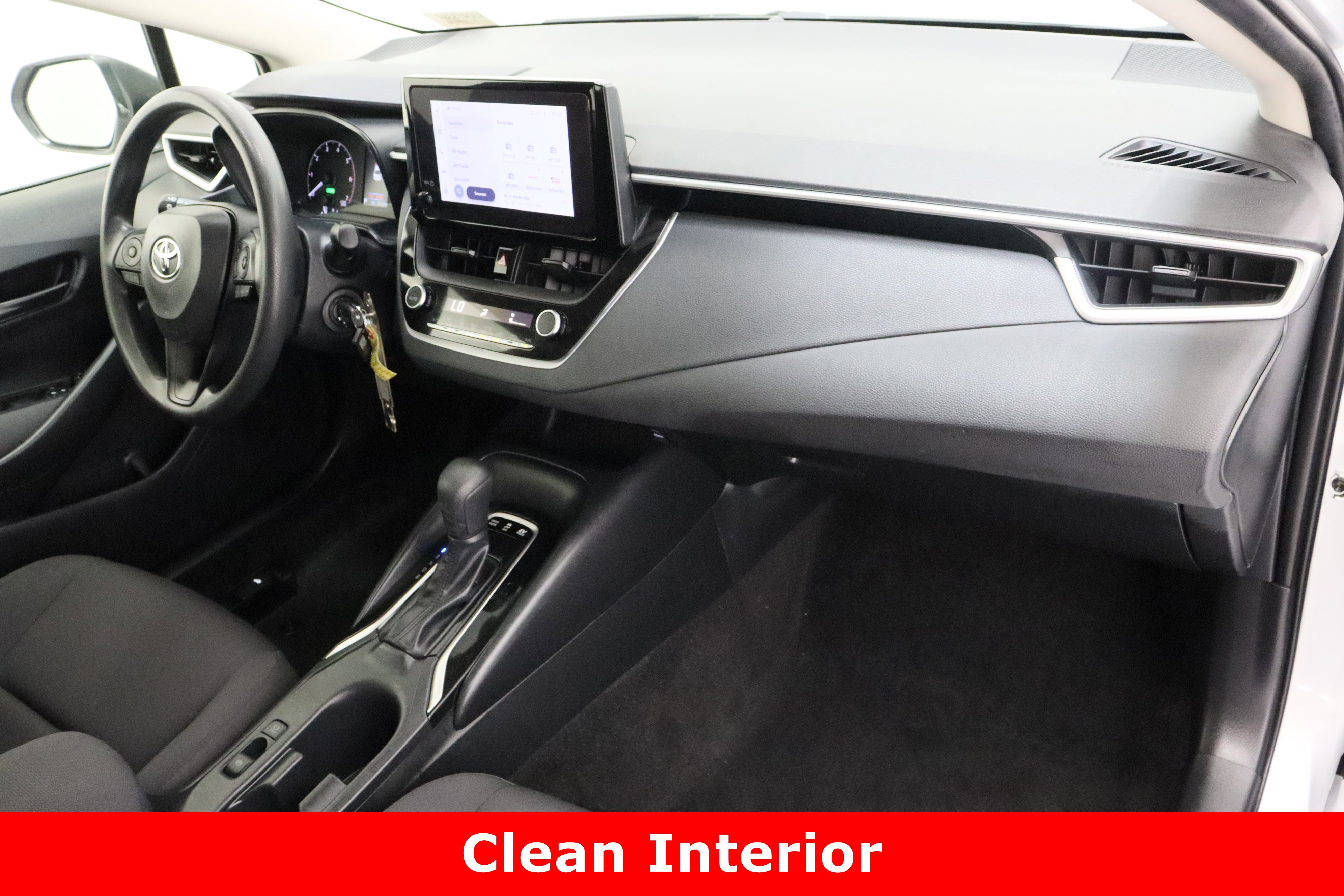 Used 2024 Toyota Corolla LE image 32